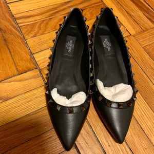 Brand new Valentino Flat Guarantee authentic